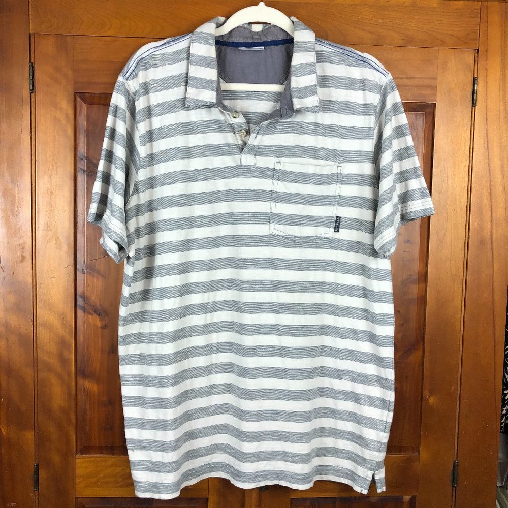Columbia Coastal Striped Gray & Off-White Short Sleeve Collared T-Shirt Athletic